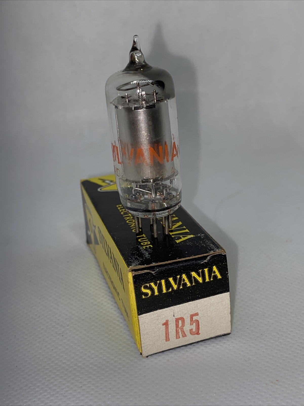 Sylvania Electron Tube 1R5 *Not Tested* Fast Shipping