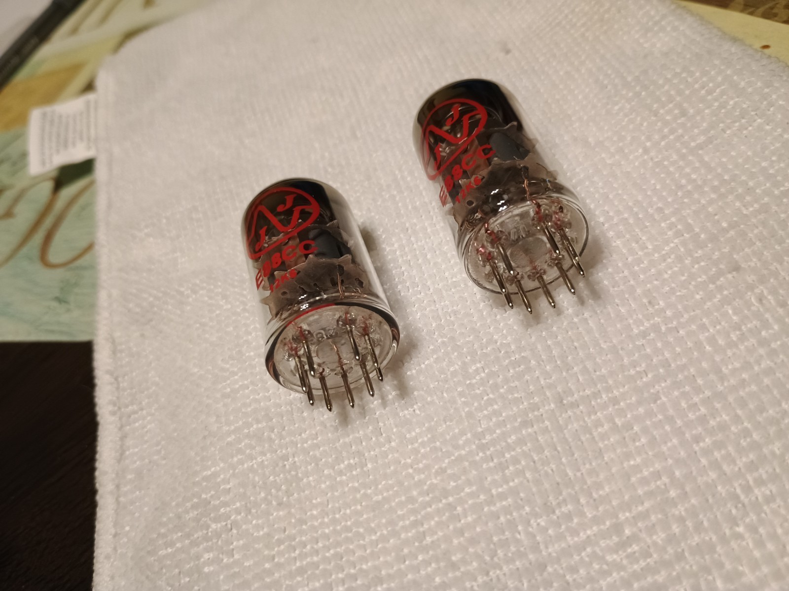 Genalex – Gold Lion E88CC / 6922 Preamp Vacuum Tube