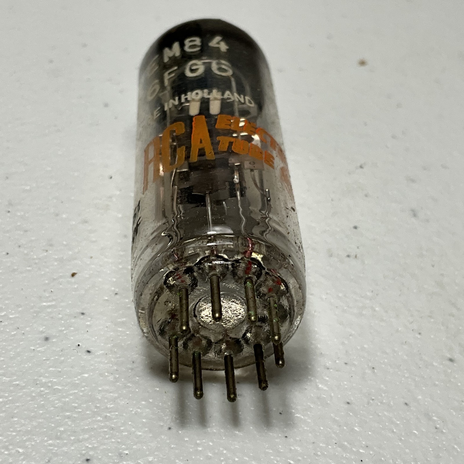 Vintage RCA Radiotron EM84 6FG6 Magic Eye Electron Tube – Made in Holland