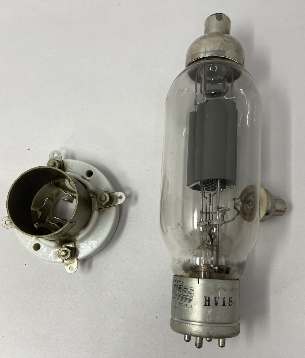 Rare EUC Vintage United Electronics HV-18 Air Cooled Transmitting Triode Valve