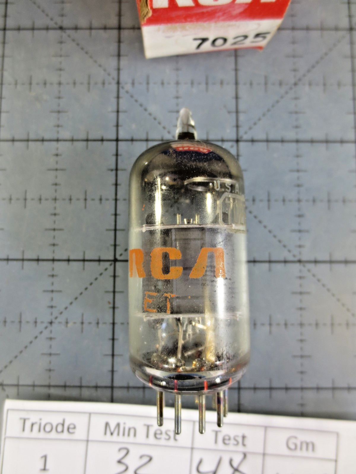 RCA 7025 12AX7 ECC83 Tube in box NOS (TESTED W/ TV-7D/U)