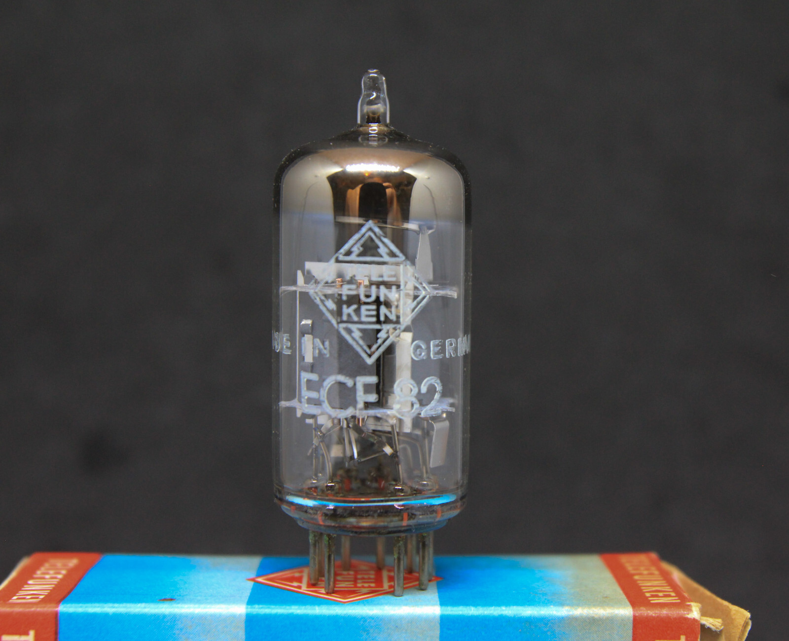 Telefunken ECF82 (2) NOS