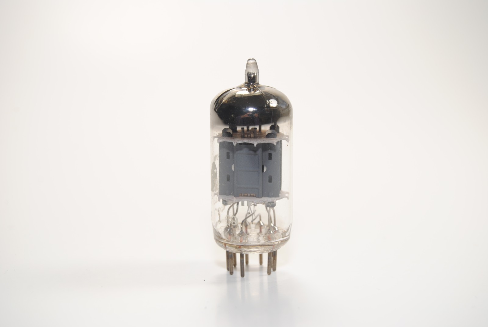 Amperex Bugle Boy 12AX7 ECC83 vaccum Tube – Untested