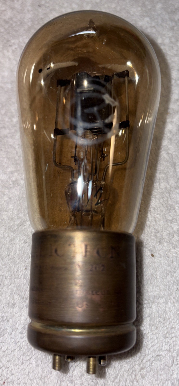 Scarce RCA Radiotron GE UV-202 Brass Base Transmitter Tube New In Box