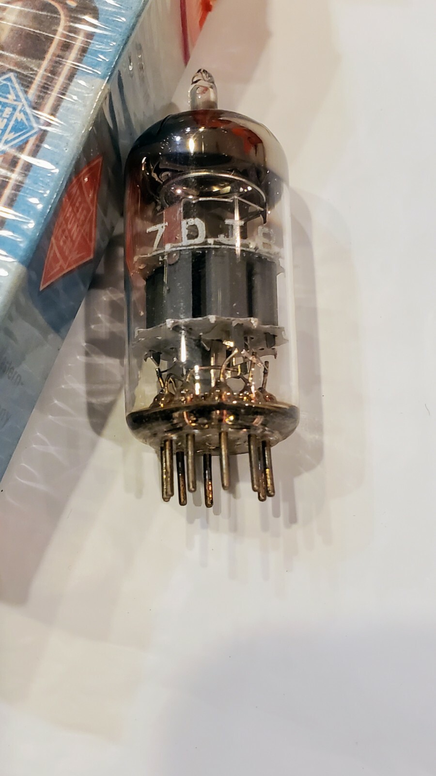 Vintage Telefunken PCC88/7DJ8 Tube