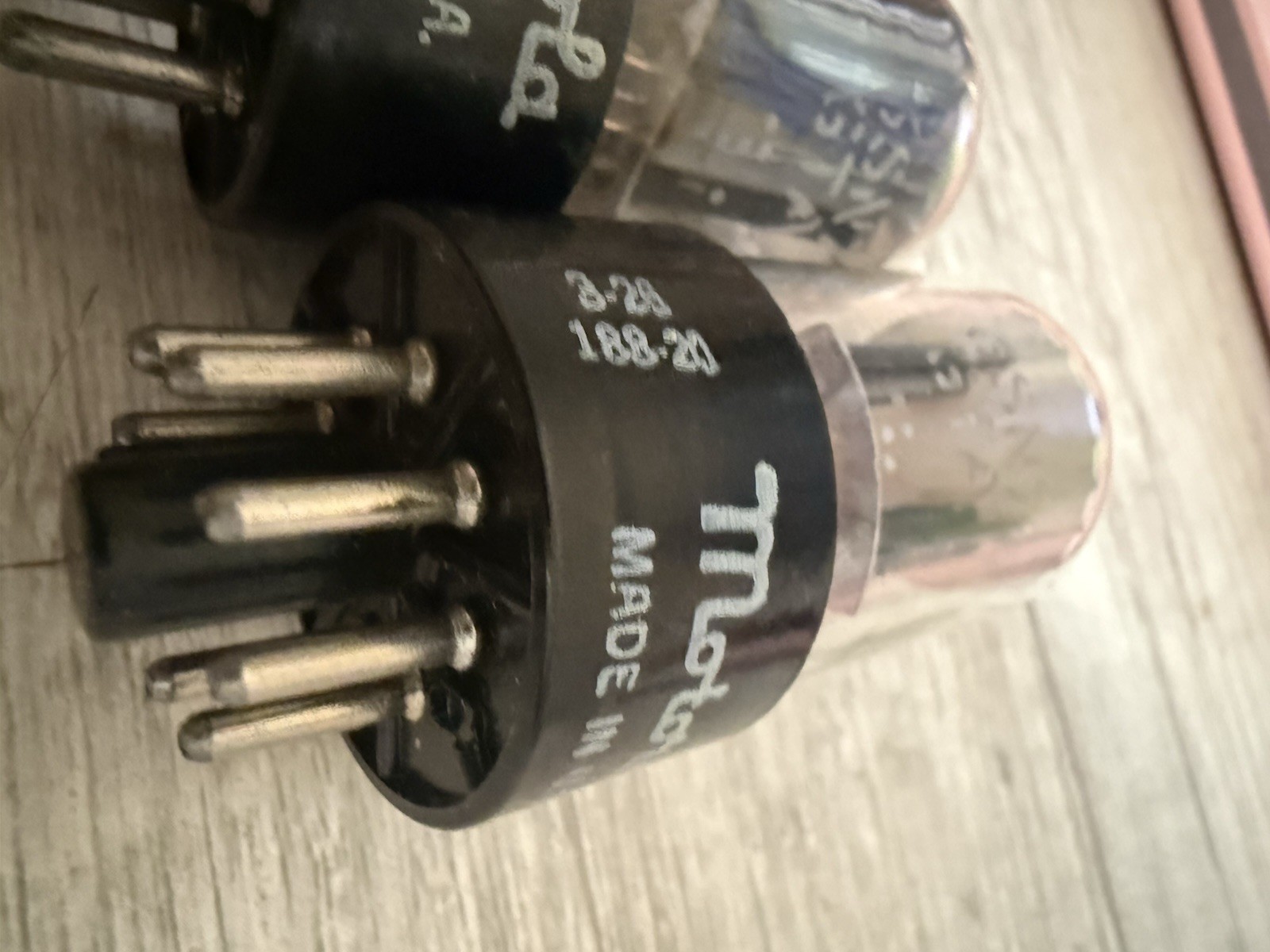 (1) GE 6SN7 6sn7gtb Gray Plate Side D Phono Musical Tube White Label