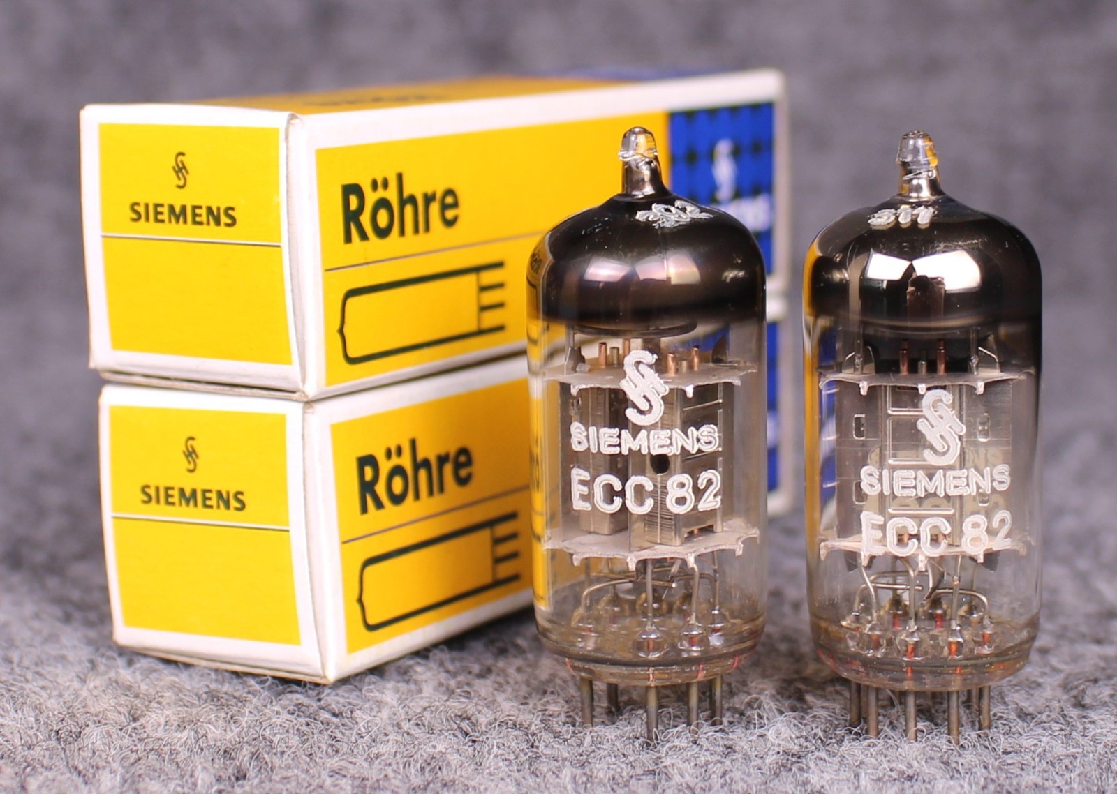 (2) MATCHED Siemens Silver/Chrome Plate 12AU7/ECC82 Tubes ~ TEST STRONG!