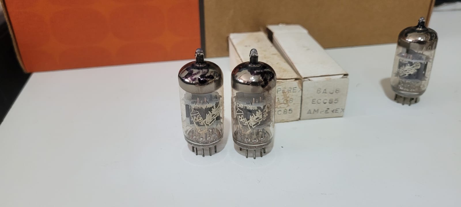 ECC85 – 6AQ8 AMPEREX / Bugle Boy matched pair Tube Vintage Rare Code tU / Δ3K3