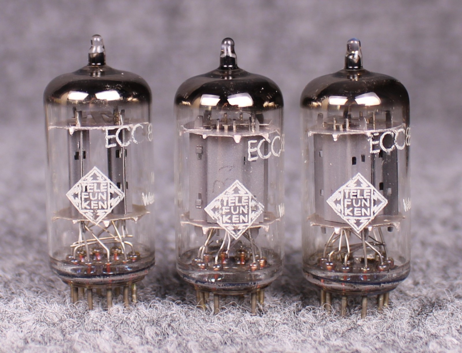 (3) SUPERB 1950’s Telefunken ECC83 12AX7 Smooth Plate Tubes ~MATCHED~ Test NOS!