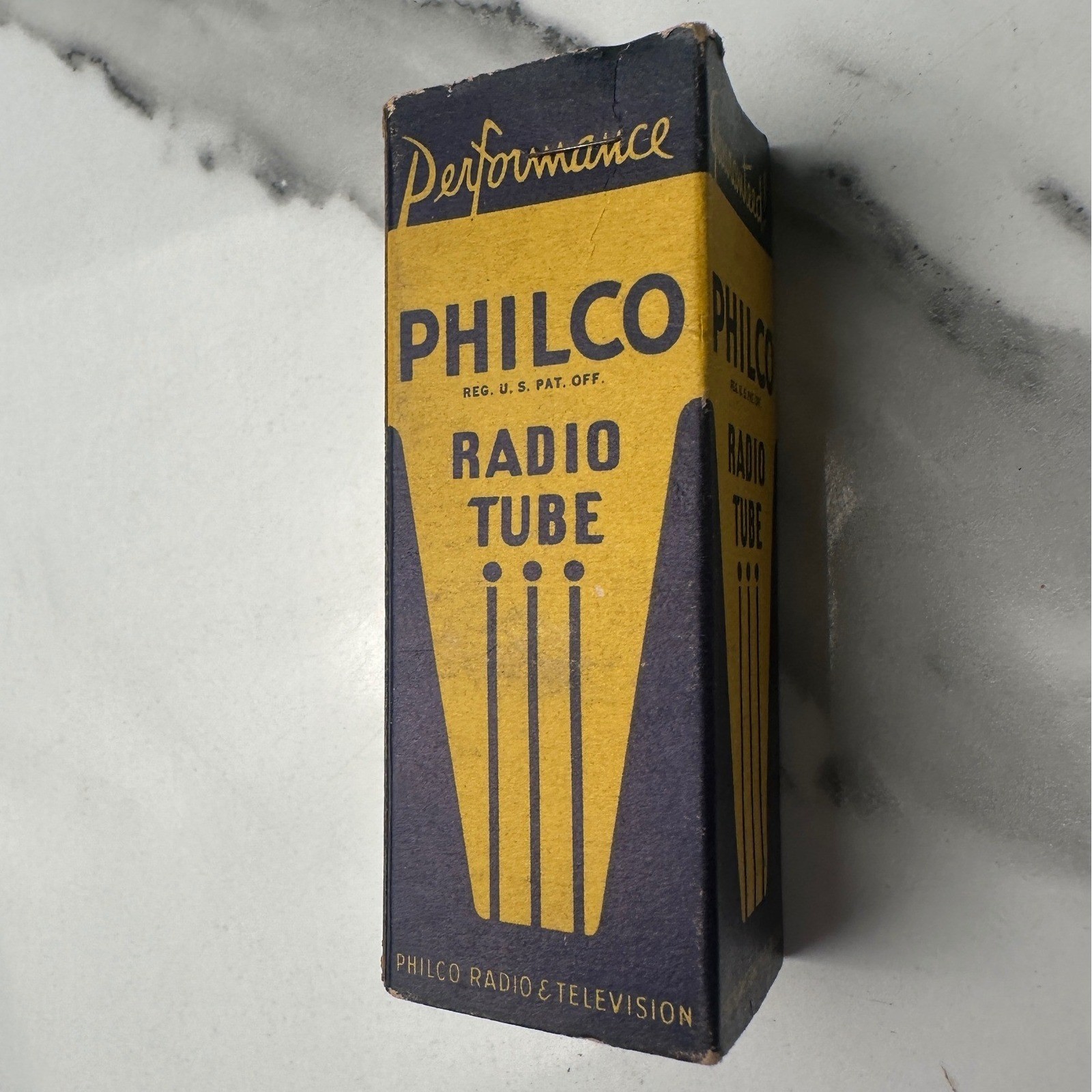 Philco 1LA4 Vintage Vacuum Tube Radio TV 8-Pin Loctal Untested with Box