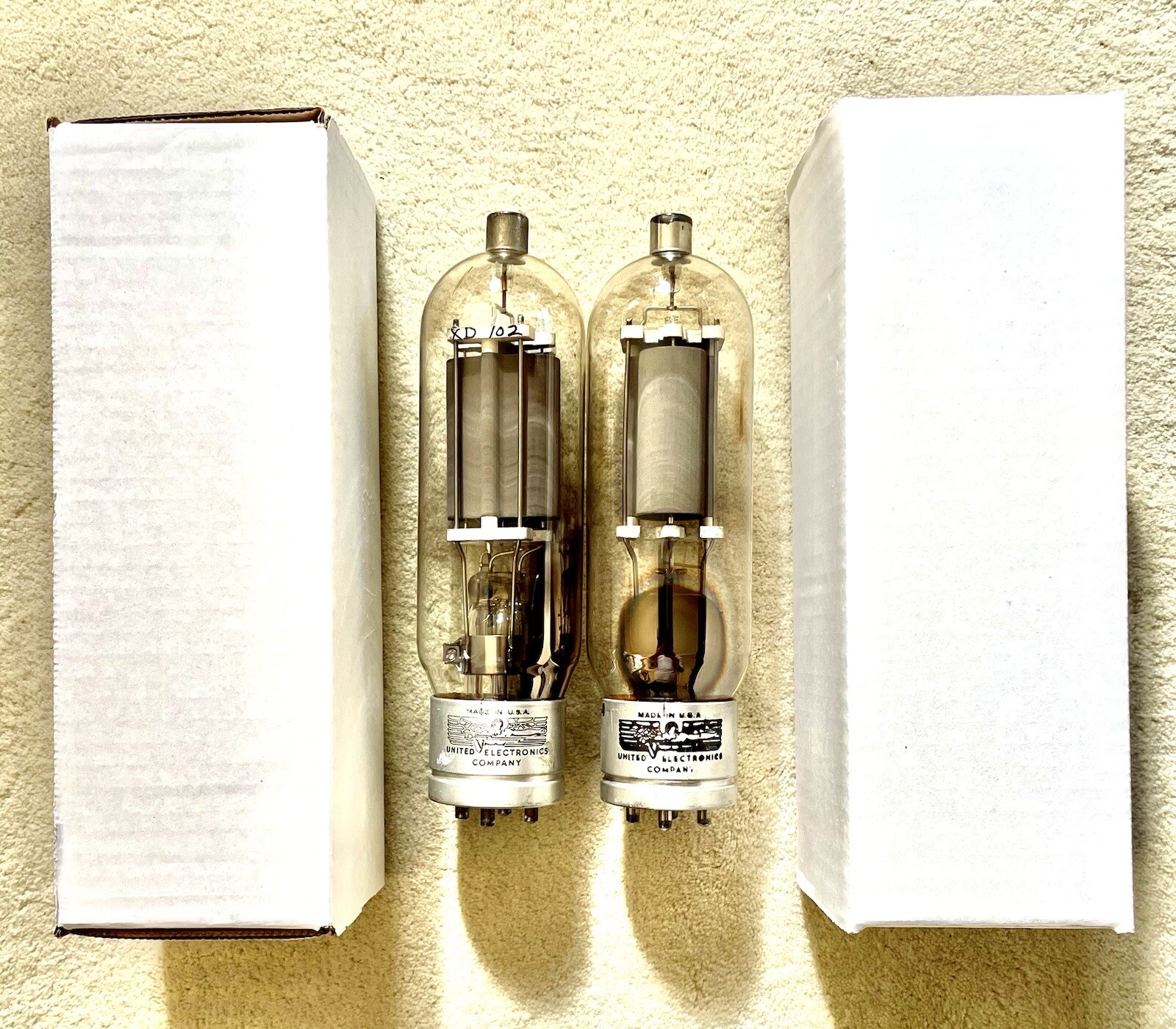 805 VT-143 United Electronics Tubes Dimple Getter Made in USA Qty 1 Match Pair