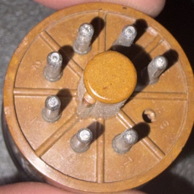 5881/6L6WGB JAN-CTL Tung-Sol Matched Pair Brown Base Mica Snubbers Power Tubes
