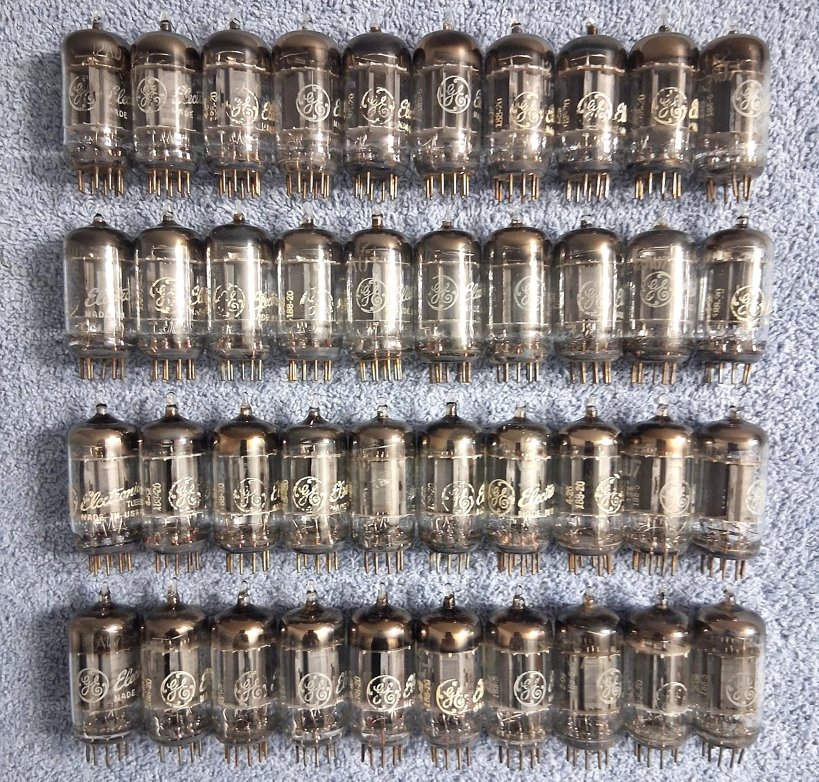 1954 GE 12AU7/ECC82 PLATINUM PLUS GRADE Preamp Tubes Matched Pair 90% NOS