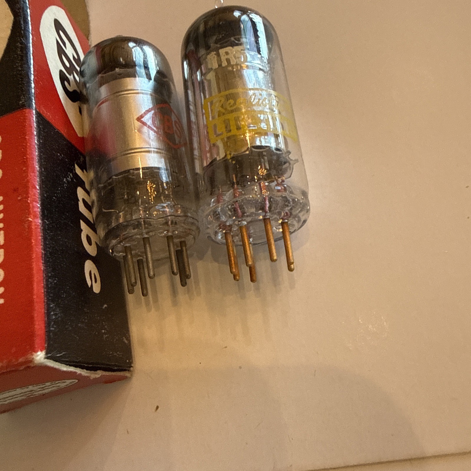 Lot Of 4: Sylvania CBS Emerson & Realistic 1R5 vacuum tubes NOS T28