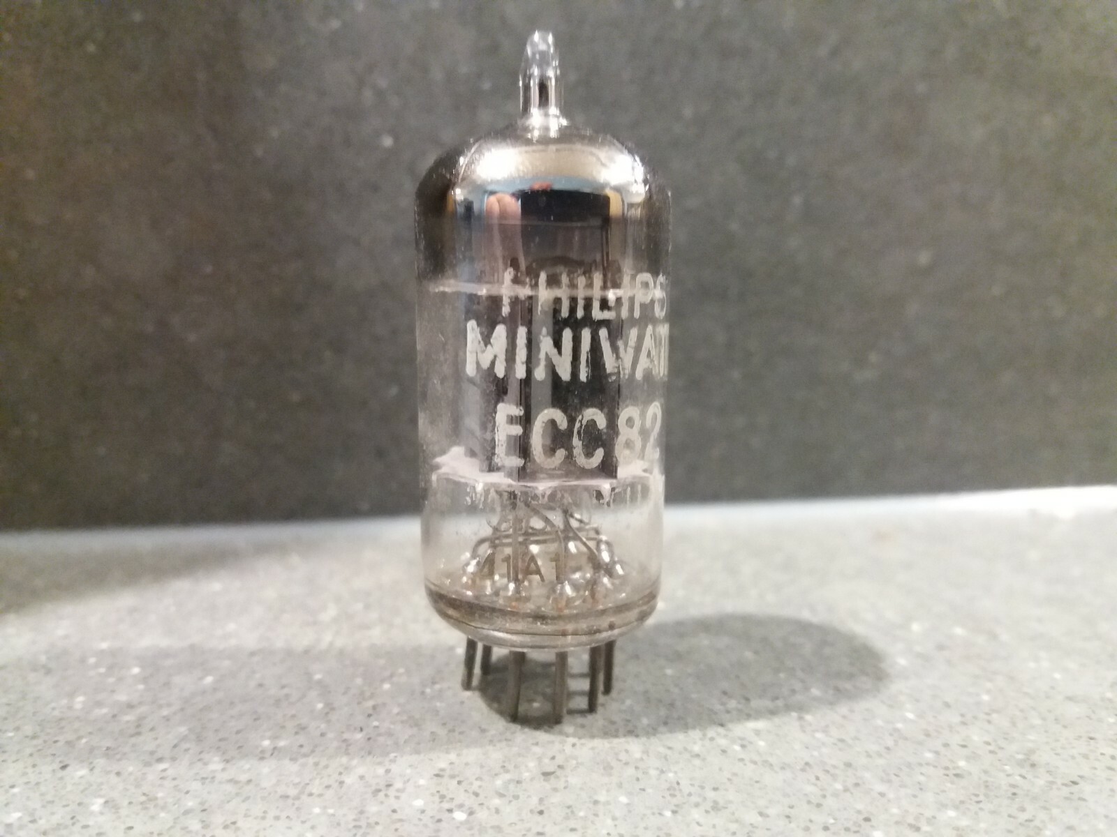 Philips Miniwatt Heerlen ECC82 12AU7 matched pairs test NOS