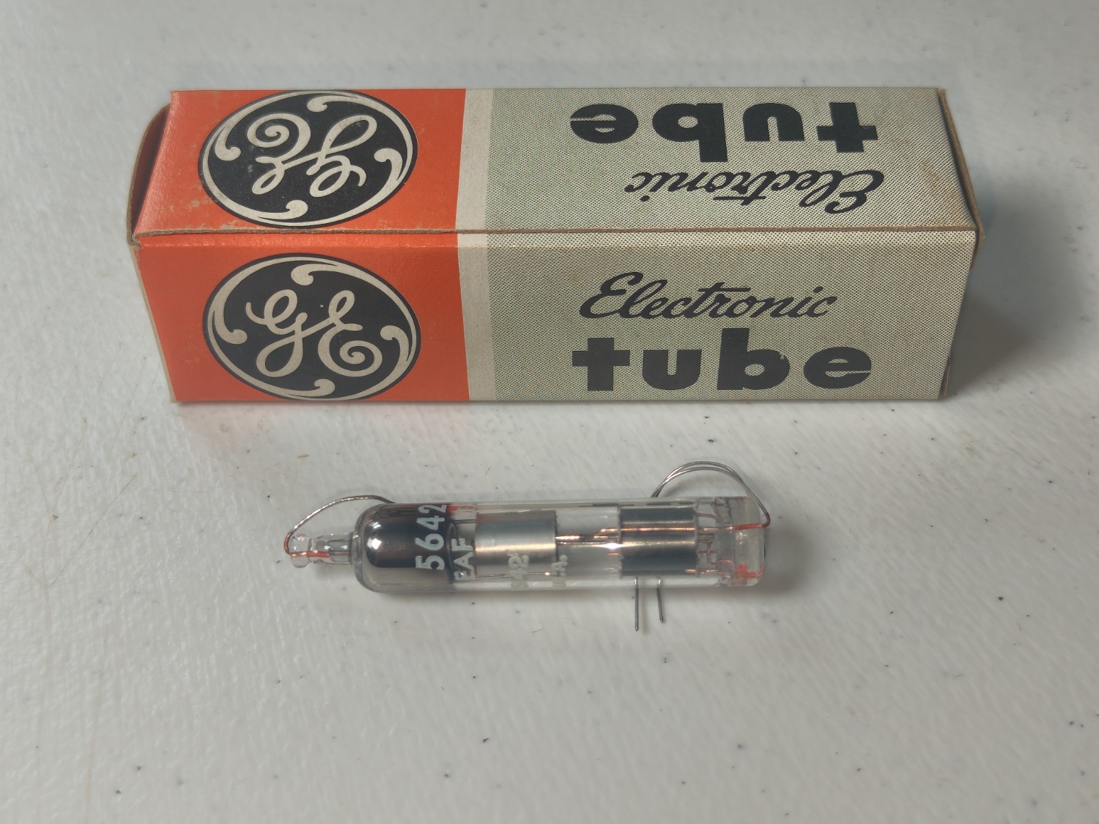 New Old Stock – General Electric GE 5642 Electronic Tube – Made in USA