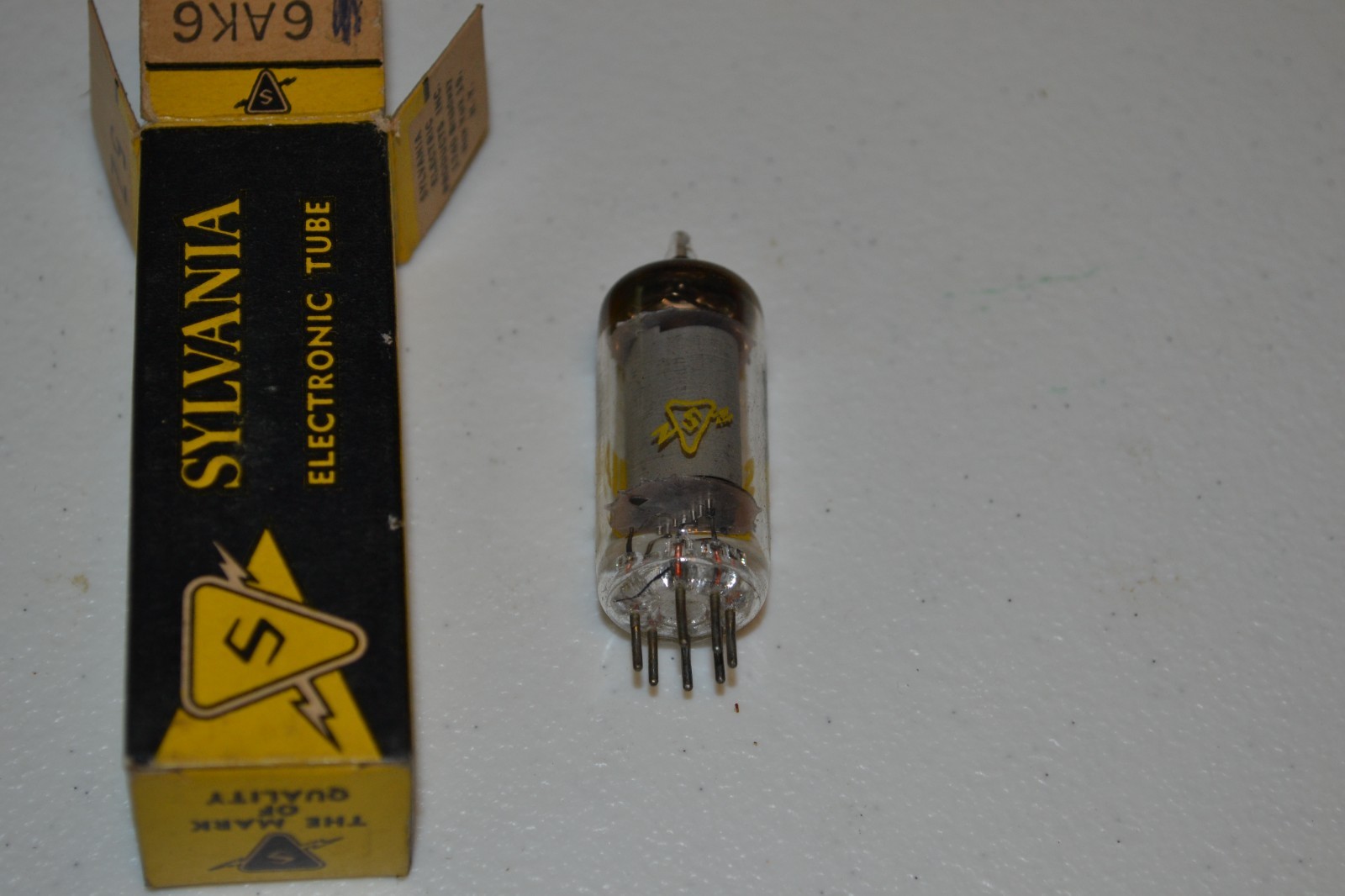 6AK6 vintage vacuum tube tested and working