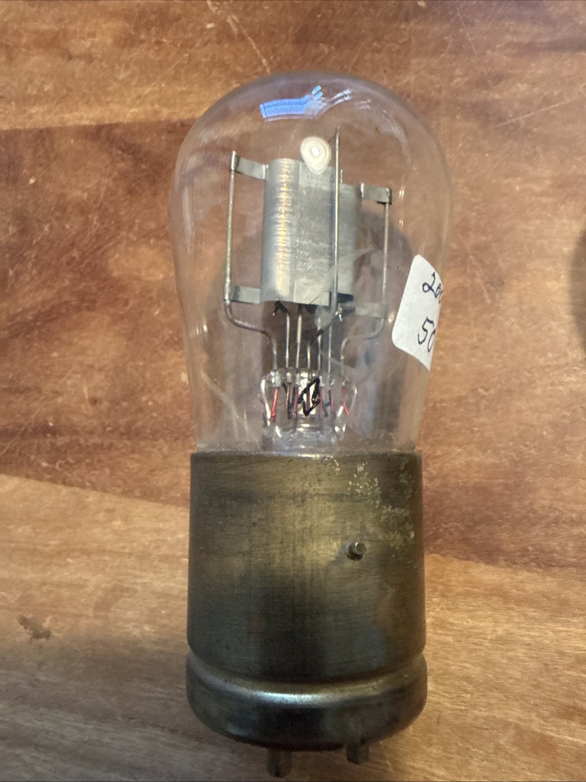 (4) RCA Radiotron UV-200,brass base, (3) tipped bulbs