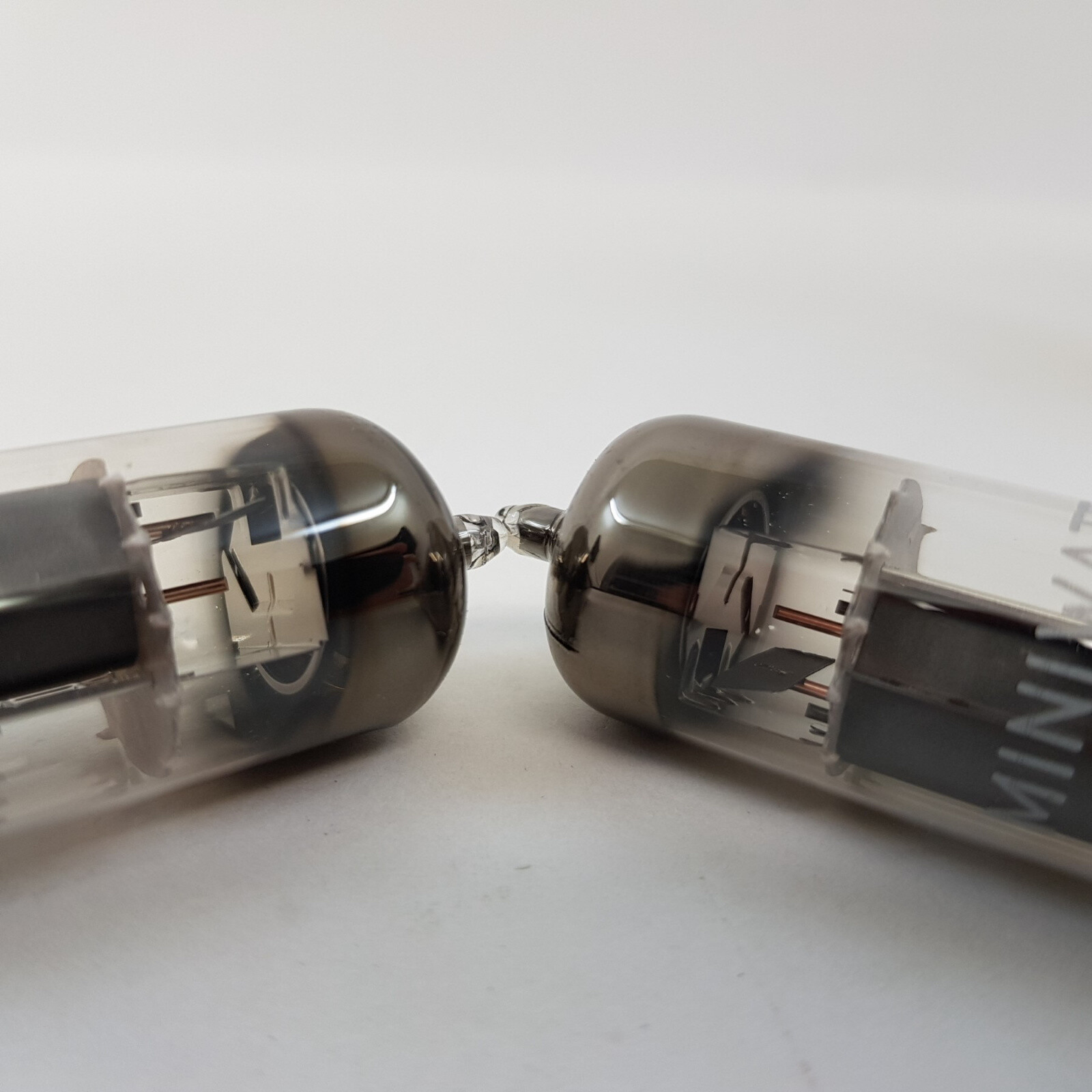 2 X PCL86 MINIWATT TUBE. MULLARD PRODUCTION. B CODE. MATCHED PAIR. NOS TUBE. RC1