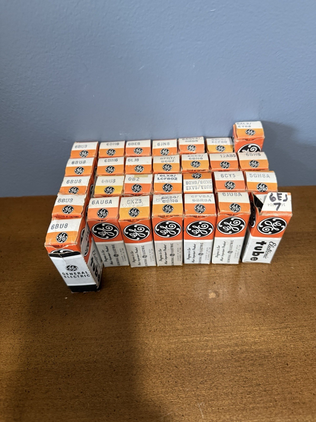 GE Electronic Tubes 6GE5 17BF11 3BW27 14BR11 3A3C And Others Lot Of 29 Pcs Lot2