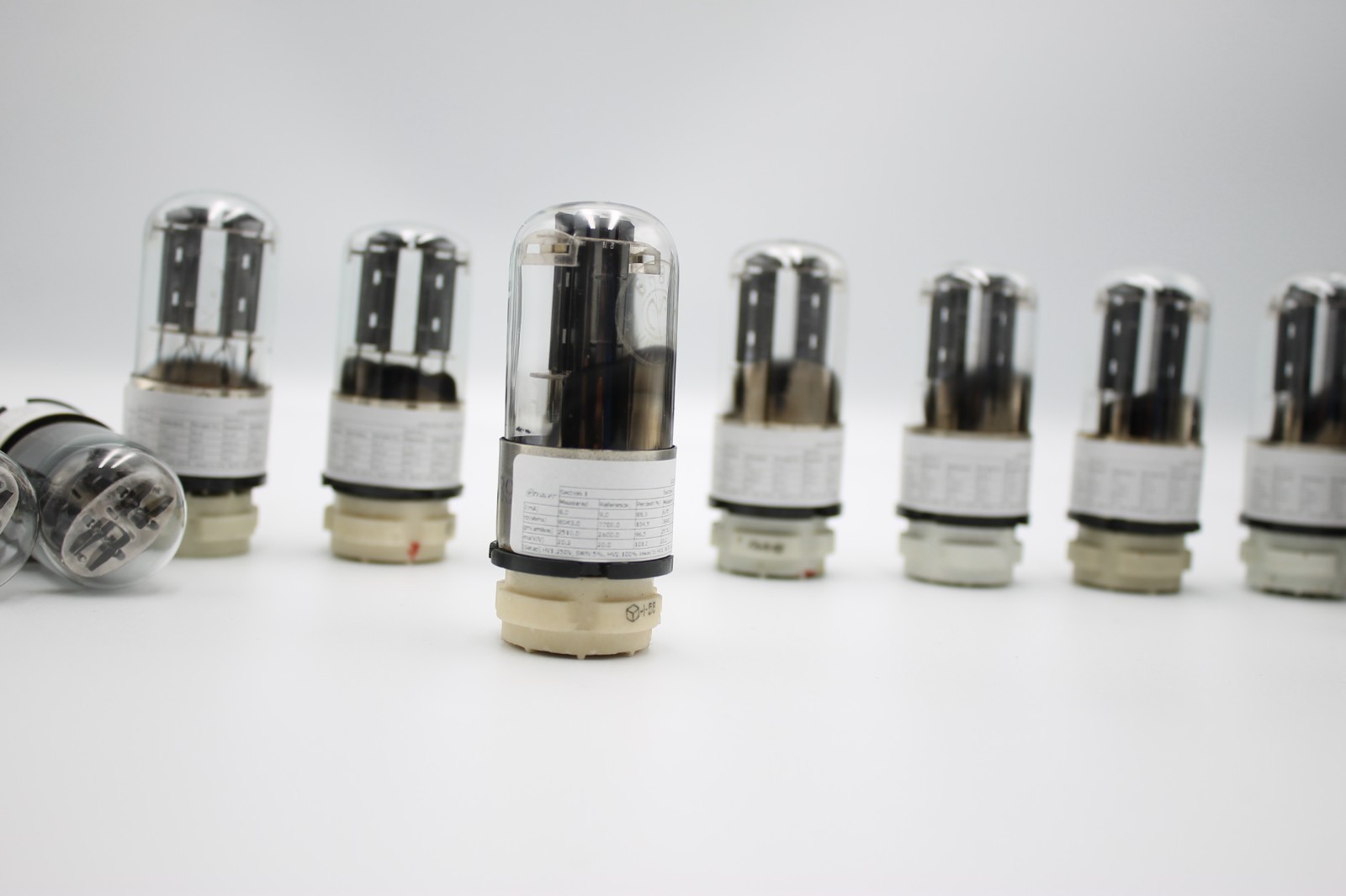 1 PCS 6N8S / 6N8S / 6SN7 / 1578 / ECC32. MELZ. Metal Base. Etracer Tested.
