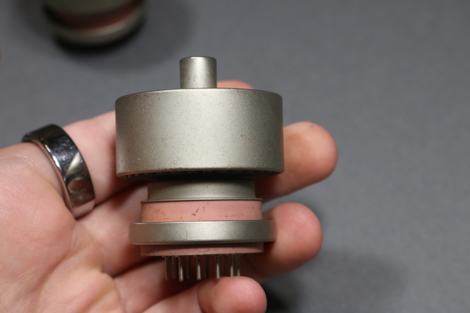 Pair Vintage Unbranded 8122 Vacuum Tube Transmitting No Markings Good Filaments