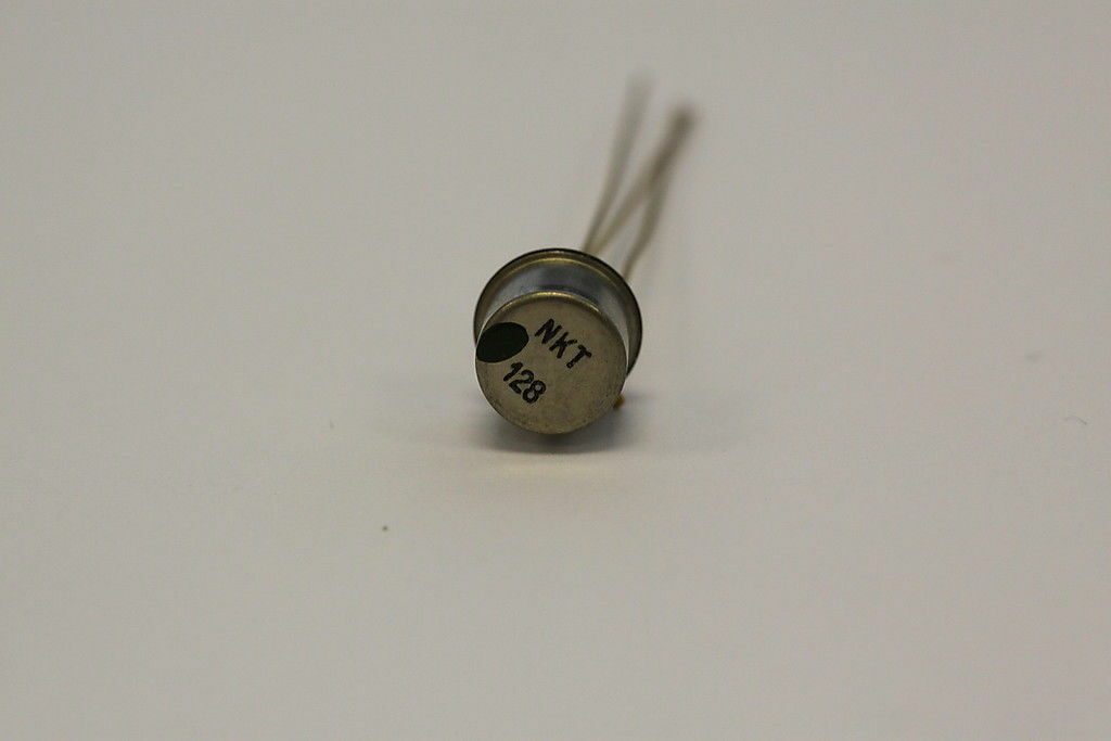 NKT128 NEWMARKET GERMANIUM TRANSISTORS NOS x1PC