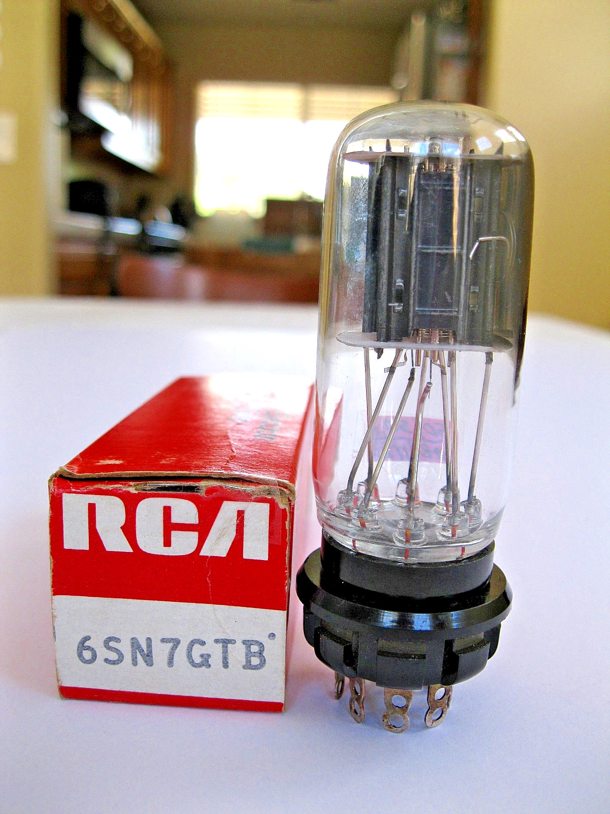 NOS RCA 6SN7GTB/6SN7 COIN BASE VACUUM TUBE BLACK PLATE TV-7 TESTED STRONG.