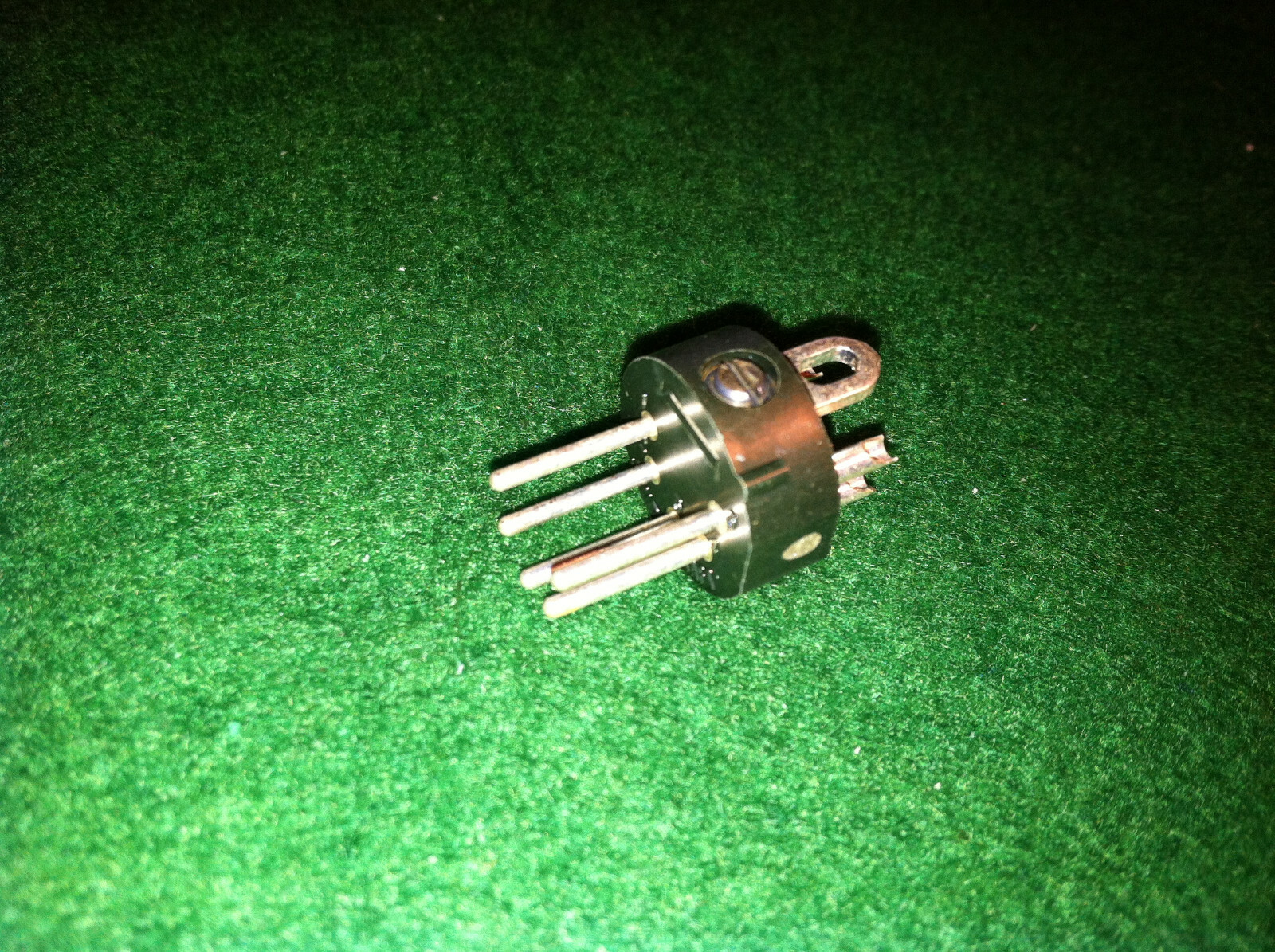 Switchcraft XLR Inserts 5 pins male 240 degrees