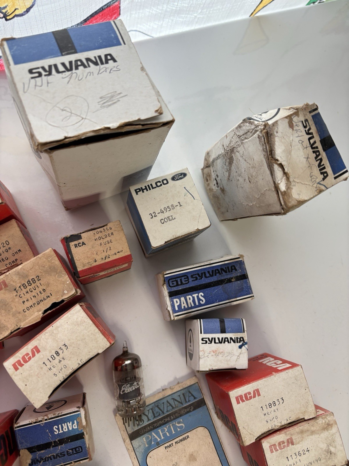 Mixed Parts Vintage RCA, GE, Zenith, Sylvania-Radio/TV-Parts-Tubes UNTESTED Lot