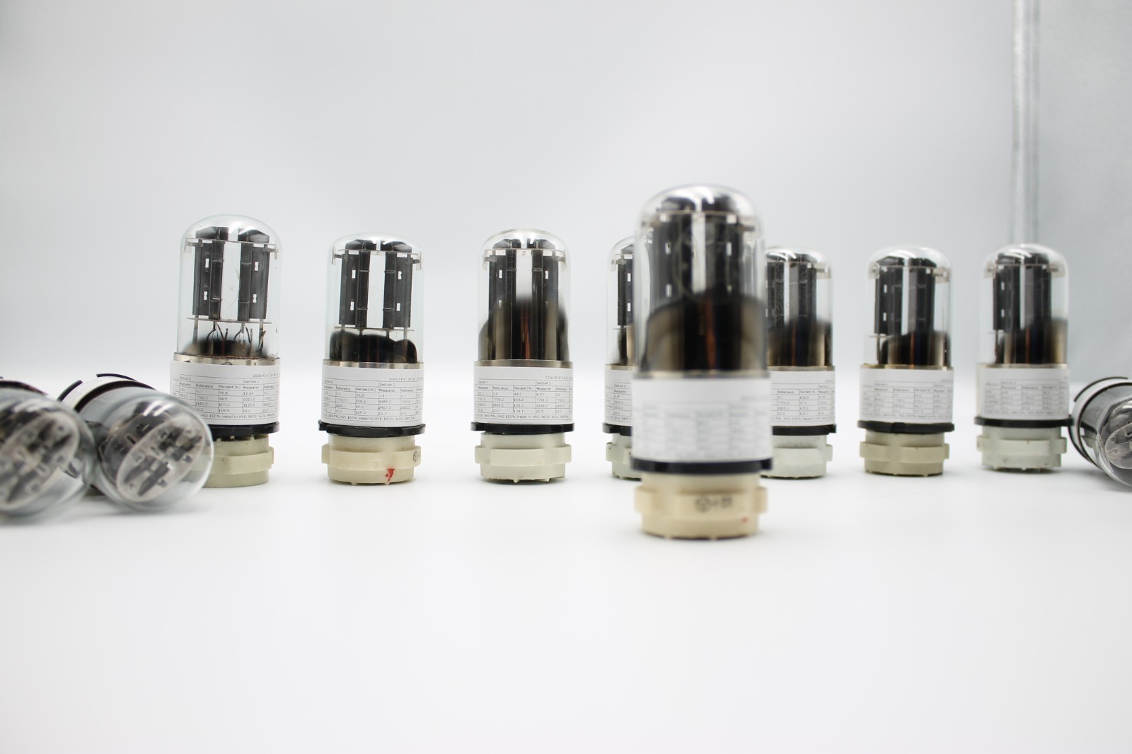 1 PCS 6N8S / 6N8S / 6SN7 / 1578 / ECC32. MELZ. Metal Base. Etracer Tested.