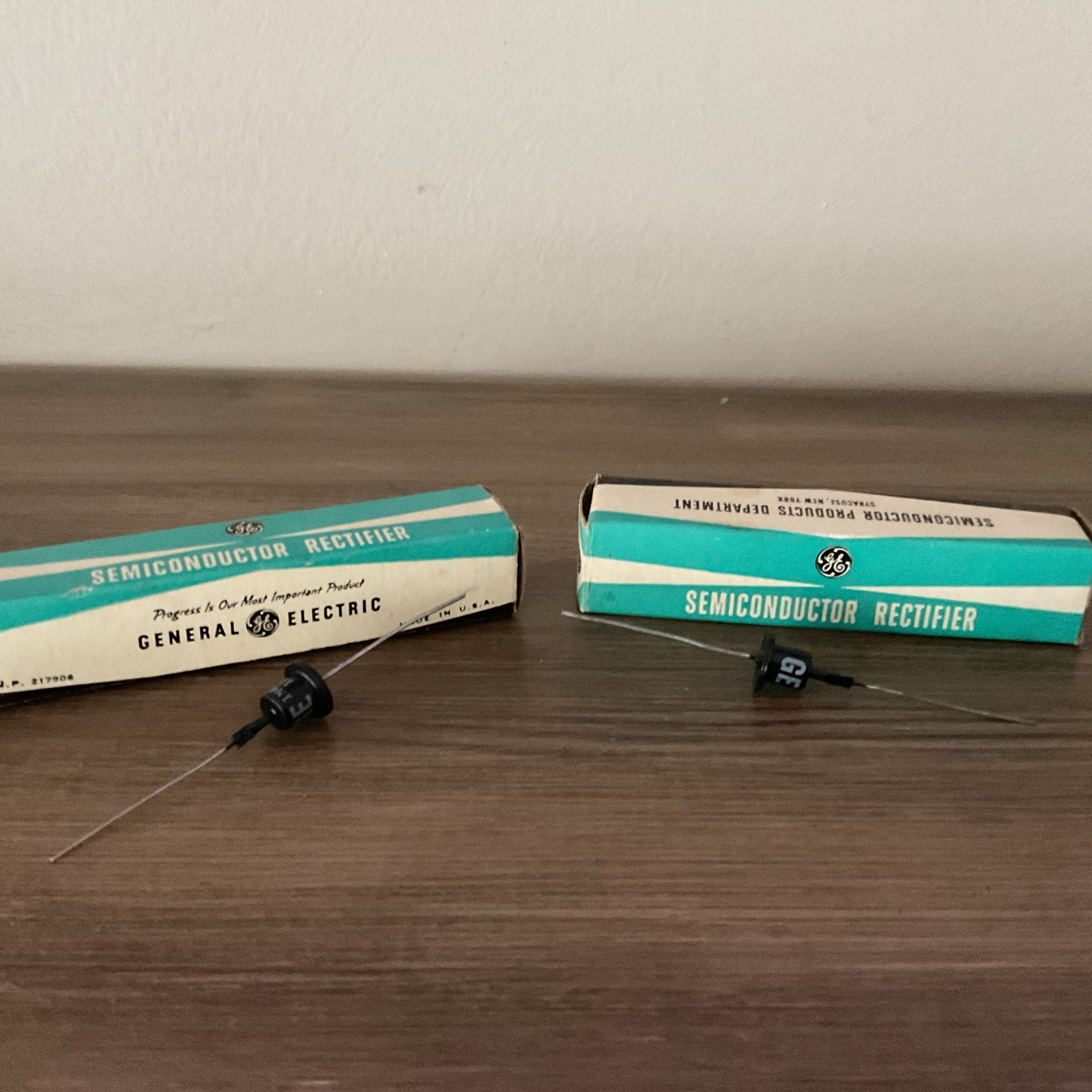 2 Vtg GE IN442B & IN443B Semiconductor Rectifiers NOS NIB