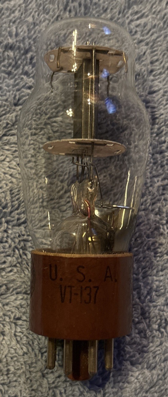 RCA Vacuum Tube VT-137, Type 1626, Brown Base, ST Shape, Vintage, Good Condition