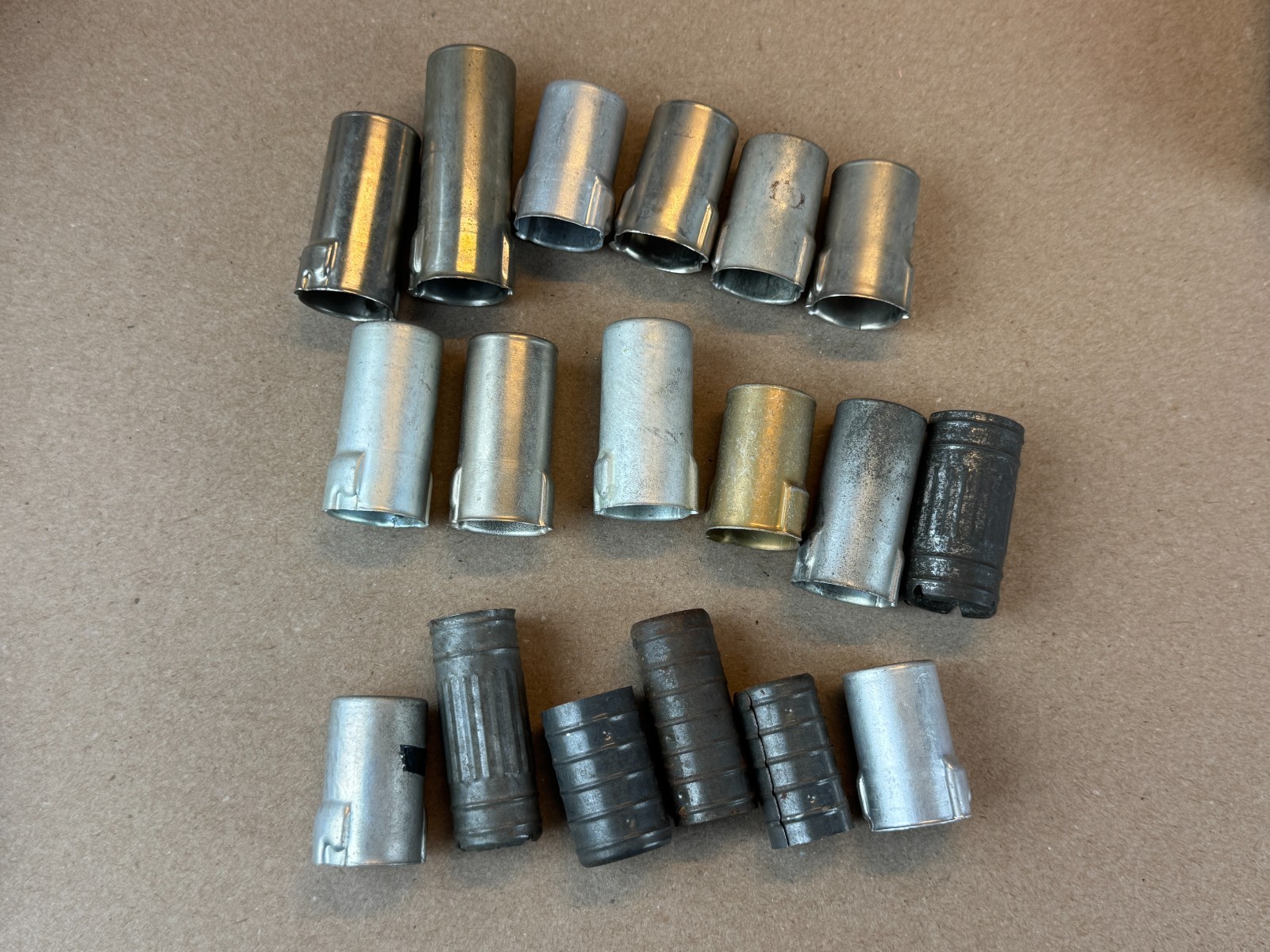 Lot 18 Vintage Vacuum Tube Heat Shield Covers J-Slot Steel 7-pin
