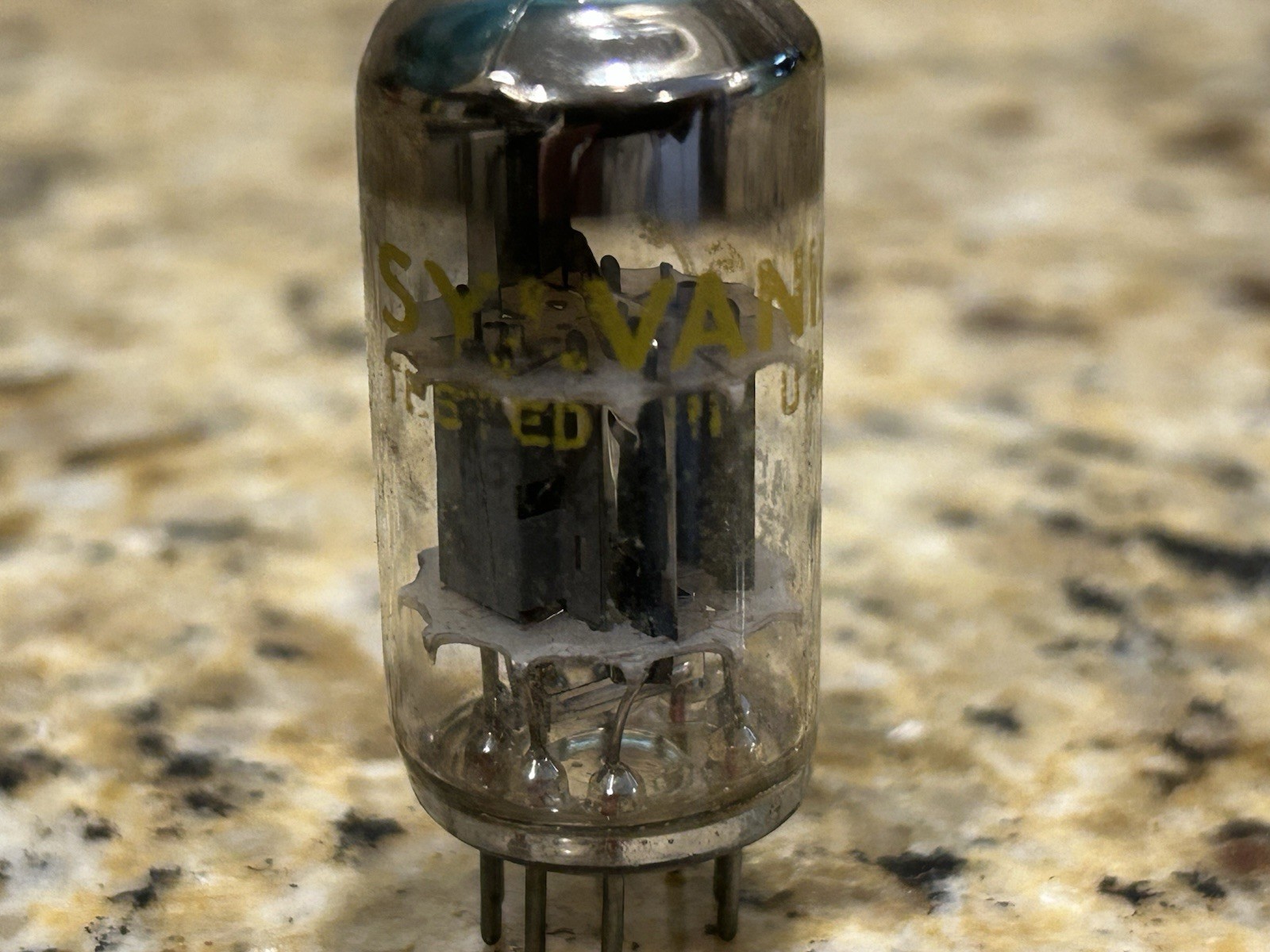 VINTAGE TELEFUNKEN ECC85 6AQ8 AMP TUBE