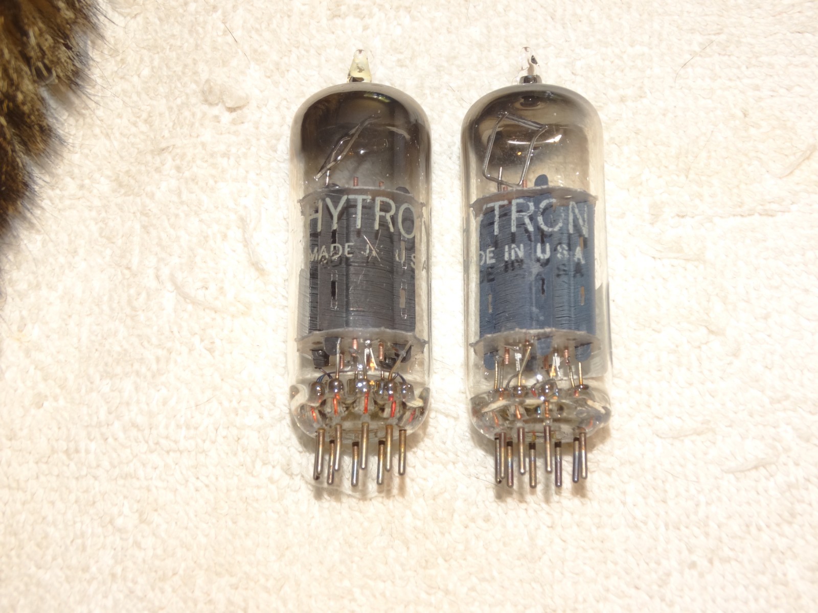 2 x 12BH7 Hytron Tubes*Black Plates-45° D getter*Very Strong Matched Pair*#33