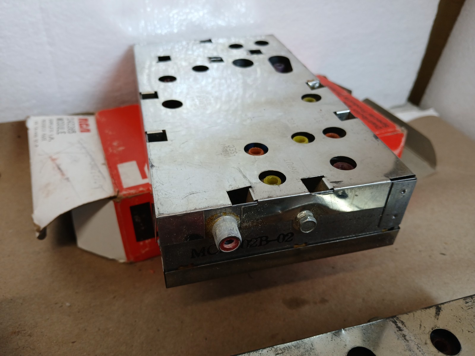 Lot of 5 vintage RCA #142285 Module MAK002A Re-Manufactured Electrical Parts