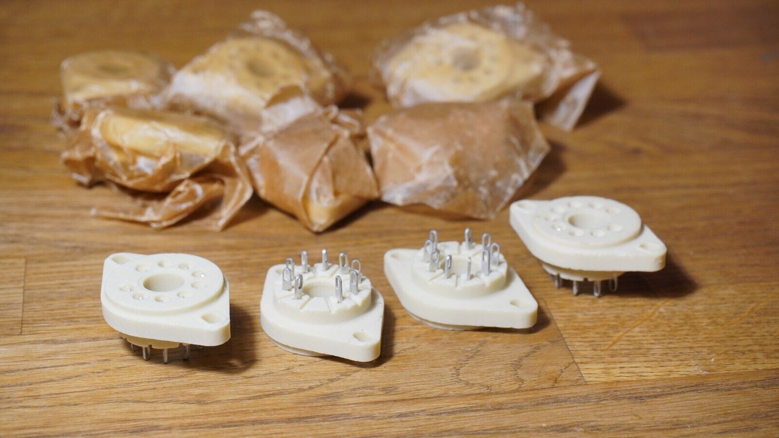 PL24SH-2K SOCKET Ceramic (AG Pin) 6KG6 SK509 EL509 6P36S 6P41S 6P45S 4pcs