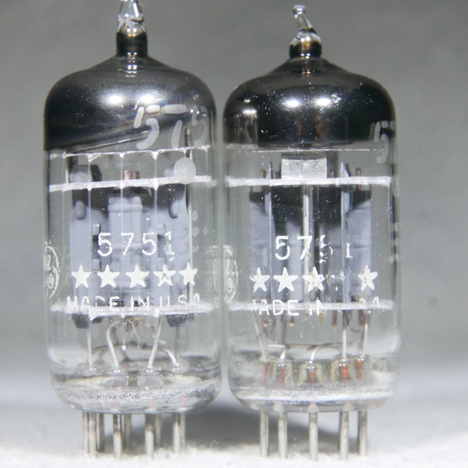 Matched Pair GE Five Star 5751/12AX7/ECC83 Triple Mica O-Getter USA 1959