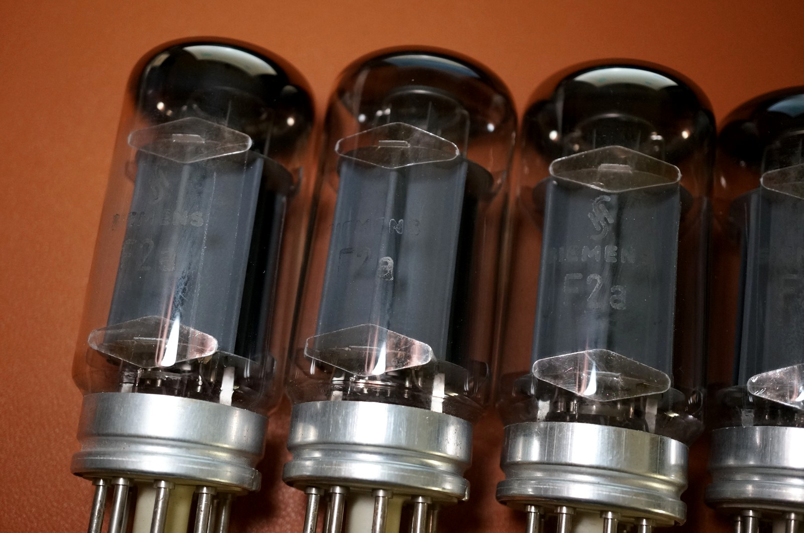 1 ea – Siemens F2a Grey Plate Big Top Foil Getter Audio Radio Tube