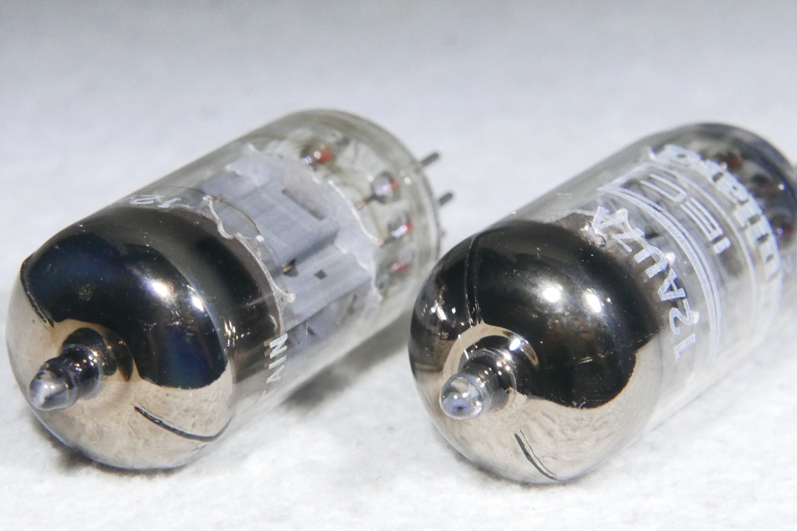 Pair Mullard 12AU7A/ECC82 Short Plate O-Getter Blackburn UK 1968/1965