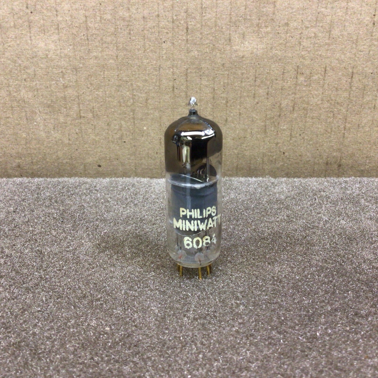 1960’s Philips Miniwatt SQ E80F/6084. D Getter, Gold Pins Holland Very Strong