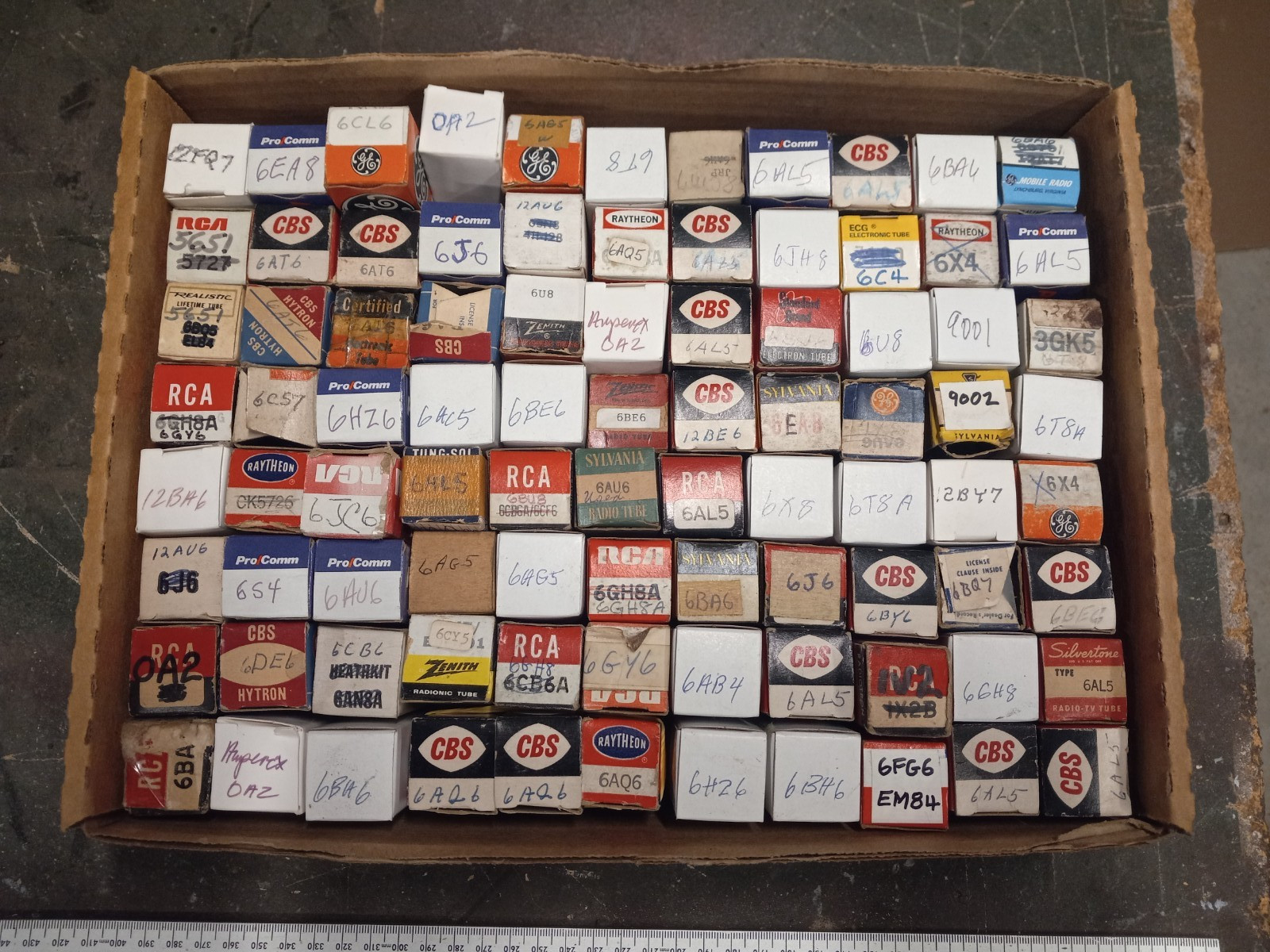 Vtg Lot Mixed Brands Radio / TV Tubes , Assorted Used in Boxes, #12