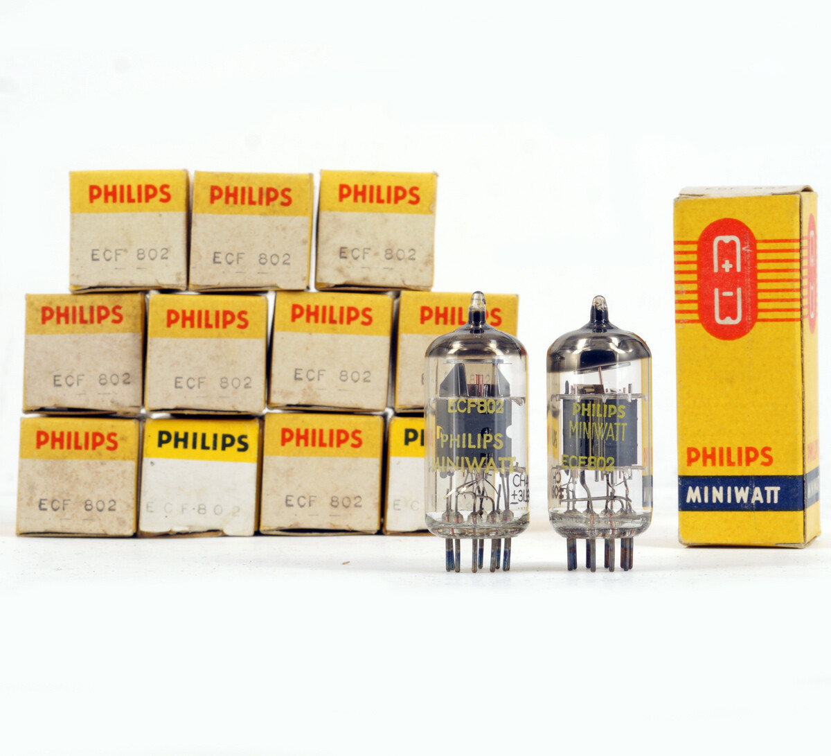 ONE ECF802/6JW8 PHIILIPS NOS FRANCE Tube Röhre Tubes Valvola 진공관 真空管 电子管 Valve