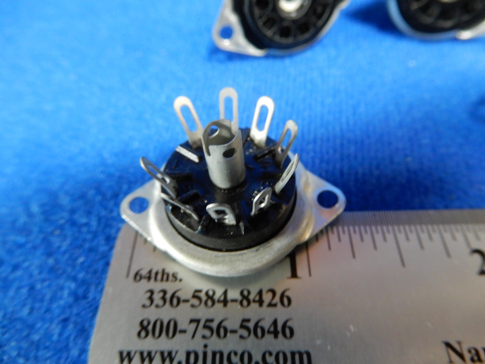 Bottom Mount 9 Pin Vacuum Tube Sockets Great Quality Qty 10 NOS 1 1/8″ Btwn Cntr