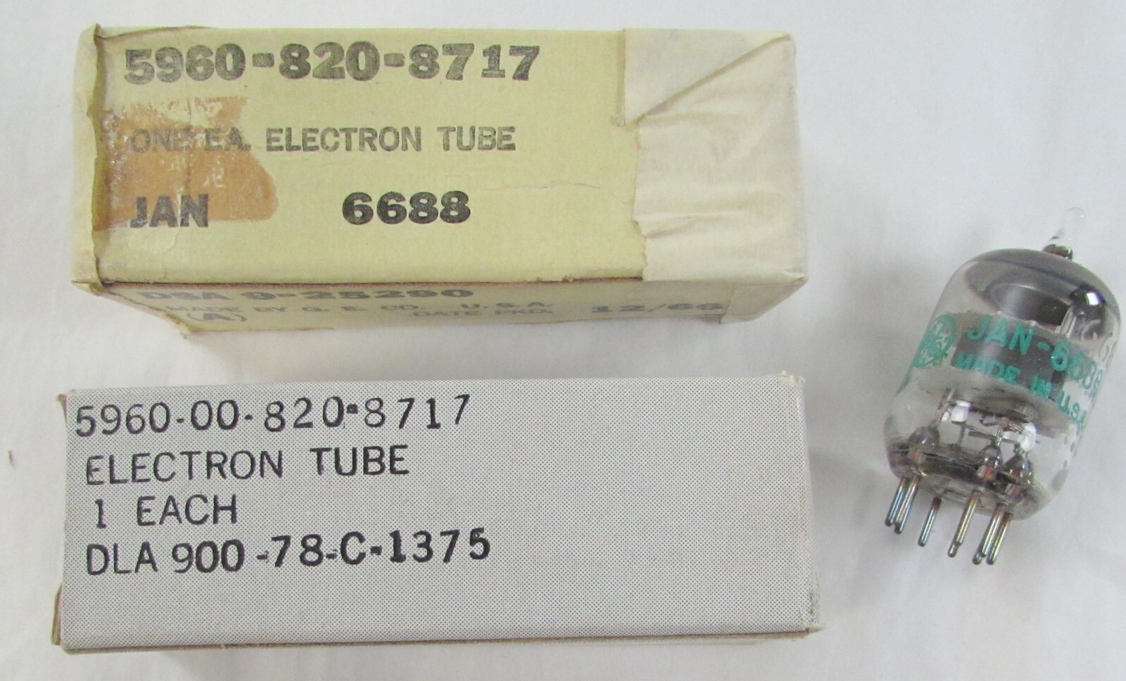 Lot of 2 Vintage GE Pentode Electron Tubes JAN6688 5960-00-820-8717 NEW