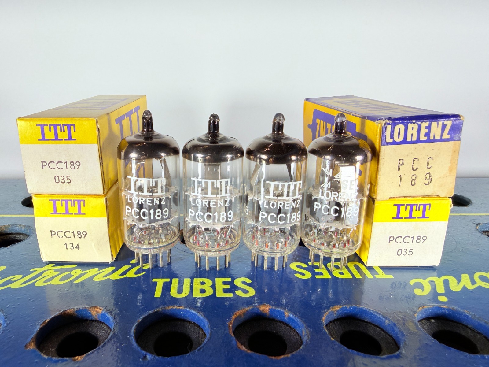 Matched Quad Philips 7ES8 PCC189 (ECC88 E88CC Sub) NOS NIB Tested Like NOS Tube