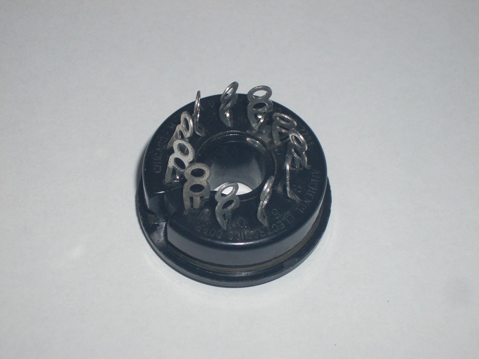 AMPHENOL 78-S11 11 PIN TUBE ACCESSORY POWER SOCKET FOR HEATHKIT YAESU