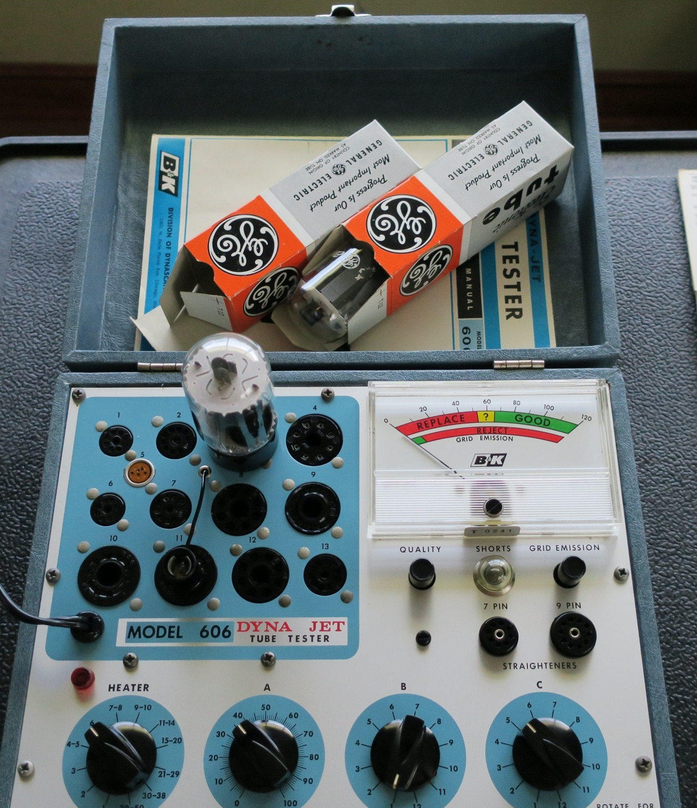 GE 6L6GC Vintage Matched Pair Power tubes w/ Original boxes – from KCANos Tubes