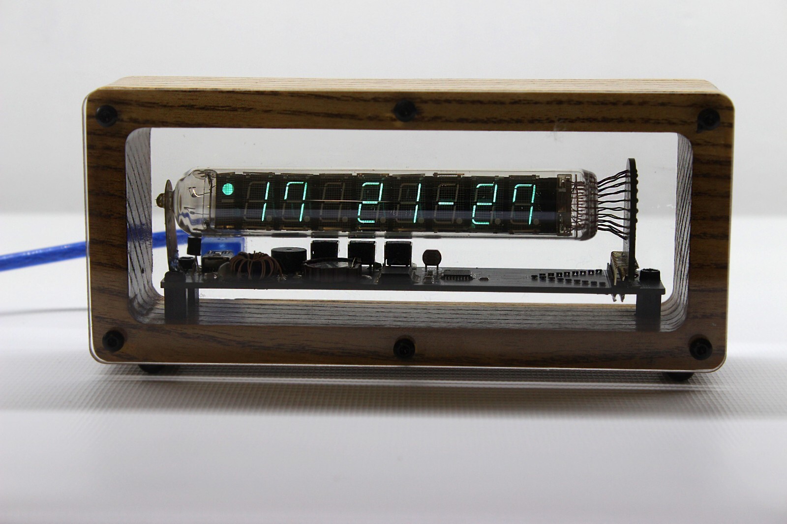 Tube clock with VFD on vacuum-luminescent display IV-18